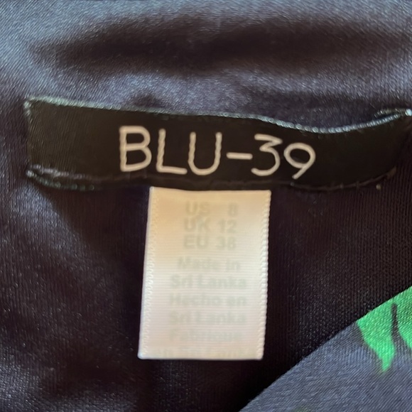 Blu-39 Tropical Dress - Picture 5 of 6